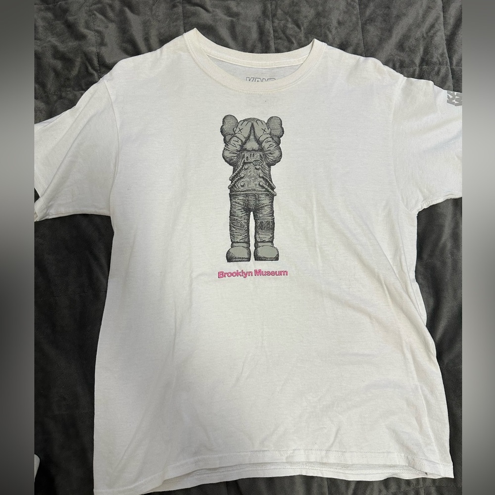 Kaws tshirt brooklyn museum